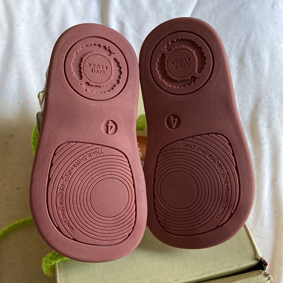 NEW in box! Livie & Luca unicorn sandals - Picture 2 of 3